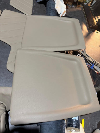BMW E30 Comfort Seats / Saloon  BMW  Beige Leather Kit Form interior