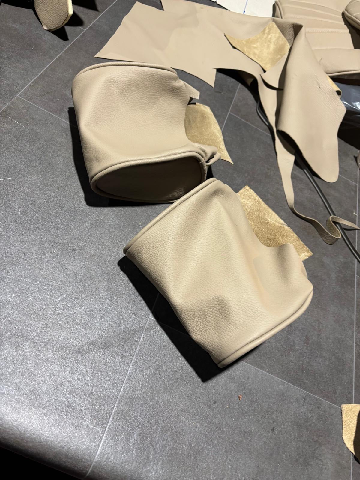 BMW E30 Comfort Seats / Saloon  BMW  Beige Leather Kit Form interior